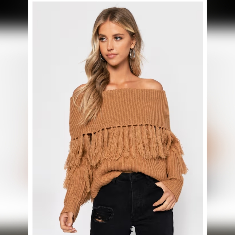 BOHO - KNITTED - CAMEL - LONG SLEEVE OFF THE SHOULDER SWEATER WITH FRINGE